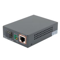 Gigabit PoE Ethernet Media Converter - 10/100/1000TX PoE+ 802.3at/af 30W - 1x SFP/GBIC 1000SX/LX Slot
